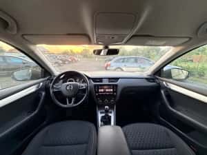 Skoda Octavia 2018 2.0TDI euro6/Navi / Full Led — miniatura 7