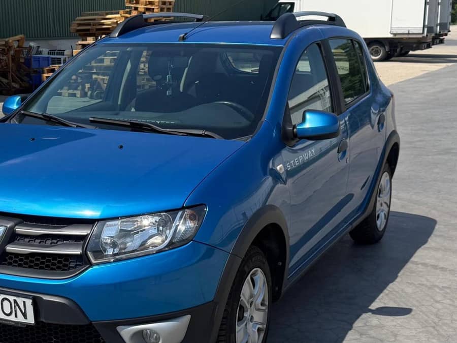DACIA SANDERO STETWAY 0.9 Tce — fotografie 1 din 7