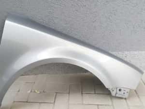 Aripa Fata Dreapta VW Passat B5.5 2004-2005 Vopsita Gri Deschis