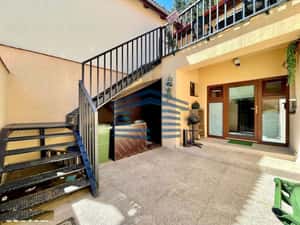 Apartament 2 Camere -Cu curticică - Schei -Utilitati fixe-cat friendly