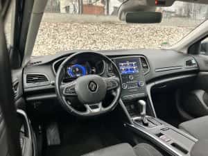 Renault Megane 2018 1.5 dci Automat — miniatura 3