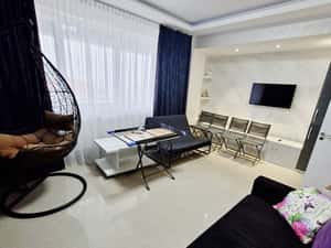 Apartament frontal la mare, cu loc de parcare in proprietate — miniatura 4