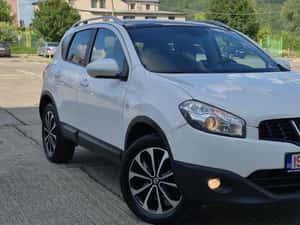 Nissan Qashqai 1.5 dCi – SUV practic, consum redus — miniatura 2