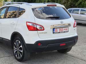 Nissan Qashqai 1.5 dCi – SUV practic, consum redus — miniatura 4