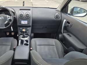 Nissan Qashqai 1.5 dCi – SUV practic, consum redus — miniatura 5