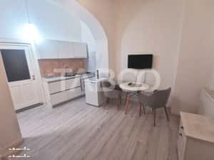 Garsoniera de vanzare in Centrul Istoric din Sibiu — miniatura 3