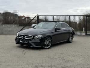 Mercedes Benz E220d AMG pachet ,194cp, Panorama,ceasuri Widescreen — miniatura 10