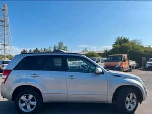 Suzuki Grand Vitara 1.9 Diesel 2012 Manuala — miniatura 4