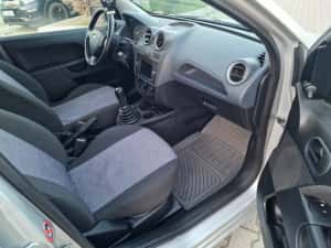 Ford fiesta 1.4 TDCI An 2009 — miniatura 6