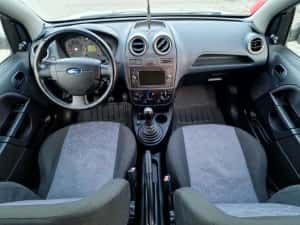 Ford fiesta 1.4 TDCI An 2009 — miniatura 7