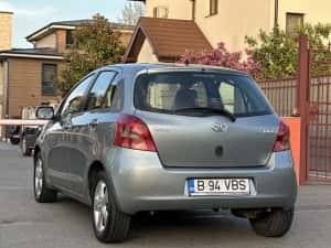 Toyota Yaris 37.000Km 1.3 Benzina Euro 4 2008 — miniatura 3