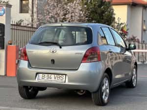 Toyota Yaris 37.000Km 1.3 Benzina Euro 4 2008 — miniatura 4