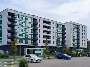 Finalizat! Apartament 2 camere Bd Mamaia 294B colt cu Str. Unirii — miniatura 1