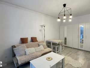 Apartament 2 camere, 50mp, centrala proprie, metrou,Hils Pallady