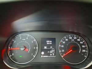 Dacia Sandero TCe 90 CP Automată 3490 km 13990 EUR — miniatura 4