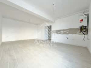 Apartament cu 2 camere 54 mp utili la parter finalizat la asfalt Giroc — miniatura 4