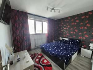 Mansardă 2 camere Banat, etaj 5, mobilată, utilată — miniatura 2