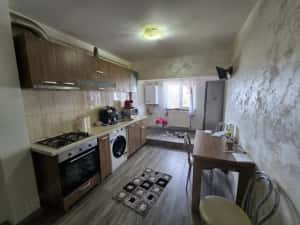 Mansardă 2 camere Banat, etaj 5, mobilată, utilată — miniatura 5