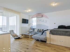 2 camere premium | TERASĂ 25 mp cu deck+vedere lac si pădure I parcare — miniatura 3