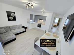Bloc nou, apartament cu 3 camere, mobilat, 2 parcari, 470€/Luna