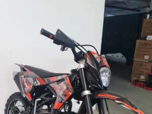 Motocross Alfarad T6S 150cc 4 timpi 4 trepte 19/16 inch E-start Nou — miniatura 3