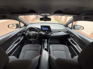 Toyota CHR 1.8 HIBRID in GARANTIE 157.000 Km  2019 Rar Efectuat — miniatura 7