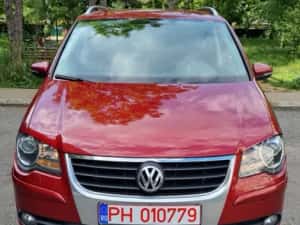 Volkswagen Touran 2.0TDI Cutie Automata DSG   Se poate achizitiona si in RATE CU BULETINUL AVANS 0 — miniatura 10
