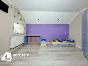 Casă P+M din anul 2010 în Cicir, 174 mp + garaj, cu teren 1422 mp — miniatura 9