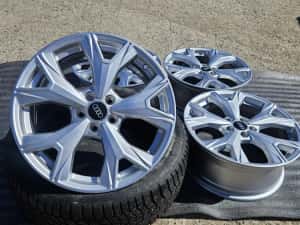 Vând jante r17 Audi A 1 5×100