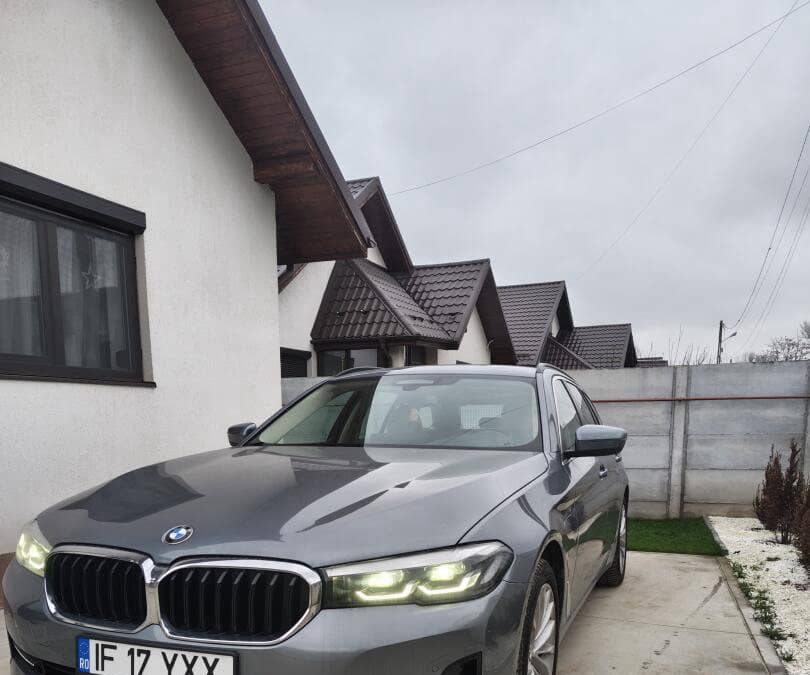 De vânzare - BMW Series Touring 530e Business - Plug-in Hybrid — fotografie 1 din 7