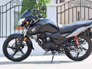 HONDA CBR 125 R IMPECABILA Imp Germania! ( 16 ani A1 CBR YZF Duke ) — miniatura 6