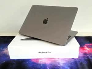 MacBook Pro 13 2020  Intel Core i5 2GHz, 16 GB RAM 512SSD - CA NOU! — miniatura 6