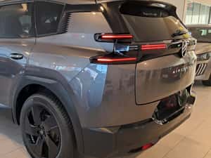 CITROEN C5 Aircross 1.2 Hybrid 145 CP E-DCS6 — miniatura 6