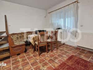 Apartament de inchiriat cu 3 camere balcon la mansarda Vasile Aaron — miniatura 4