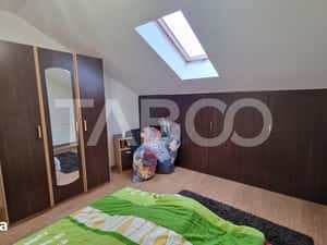Apartament de inchiriat cu 3 camere balcon la mansarda Vasile Aaron — miniatura 6
