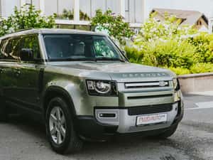 Land Rover Defender SUV 2022 - 31.698 km - 58.000 EUR