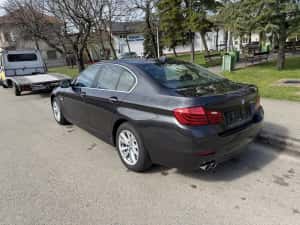 Bmw F10 Lci automat 520d 190 cai avariat lovit porneste- se deplasează