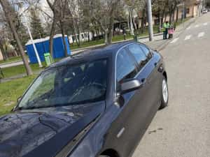 Bmw F10 Lci automat 520d 190 cai avariat lovit porneste- se deplasează — miniatura 3