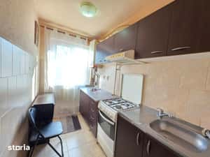 2 camere, str. Smirodava, etaj 2, mobilat, utilat — miniatura 5
