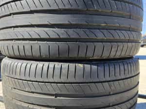 Vând 2 anvelope vară 265/35/21 265/35r21 CONTINENTAL