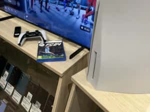 Sony PS5 Disk 1Tb, 1 maneta + Fifa 2024 — miniatura 8