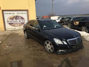 Dezmembrez / Dezmembrari / Piese / Accesorii Mercedes E-Class E220 W212 Break/Limuzina — miniatura 1