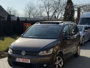 Volkswagen Touran 2.0TDI — miniatura 1