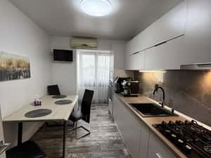 Campina - ap. 3 cam - mobilat ultramodern - 500 Euro/Luna