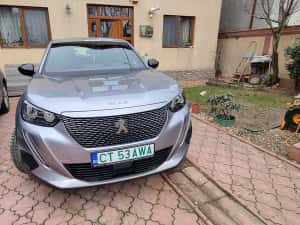 Peugeot 2008 FULL ELECTRIC — miniatura 3