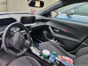 Peugeot 2008 FULL ELECTRIC — miniatura 4