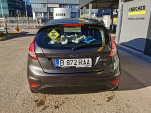 Ford Fiesta 2017 Unic Proprietar de nou — miniatura 4