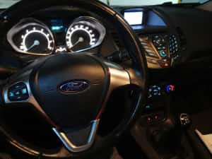 Ford Fiesta 2017 Unic Proprietar de nou — miniatura 6