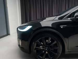 Tesla Model X, 2018, 32.500 EUR — miniatura 7