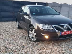 Vw Passat 1.9 TDI -146100 Km Reali ***Piele+ Navigatie*** — miniatura 3